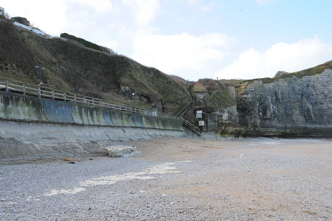 le-cote-d-albatre---etretat-prob-galets-4